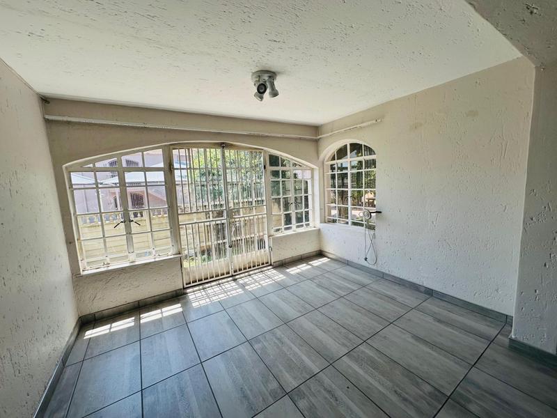 2 Bedroom Property for Sale in Lambton Gauteng