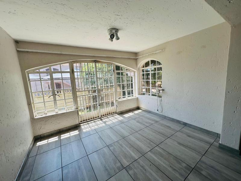 2 Bedroom Property for Sale in Lambton Gauteng