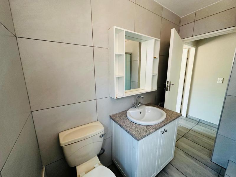 2 Bedroom Property for Sale in Lambton Gauteng