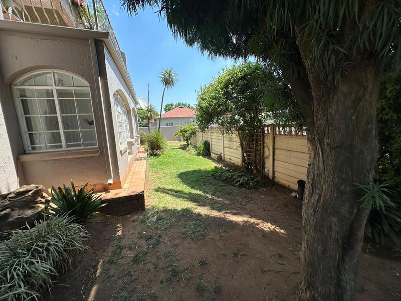 2 Bedroom Property for Sale in Lambton Gauteng