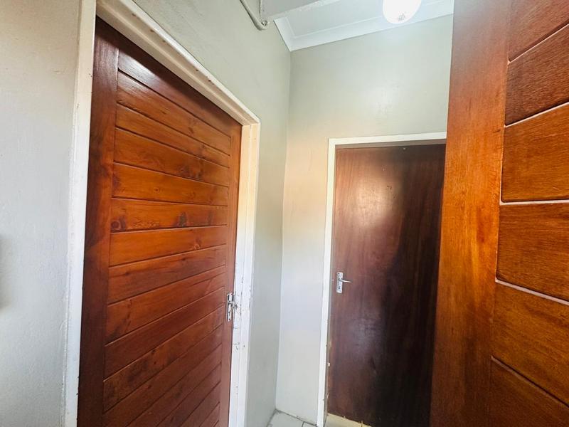 14 Bedroom Property for Sale in Parkhill Gardens Gauteng