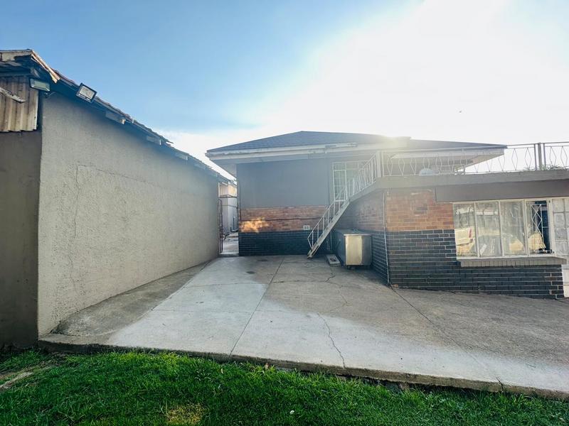 14 Bedroom Property for Sale in Parkhill Gardens Gauteng