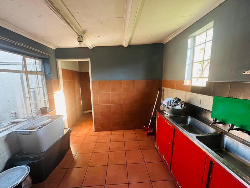 14 Bedroom Property for Sale in Parkhill Gardens Gauteng