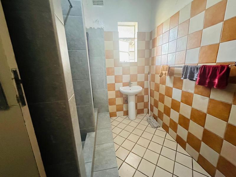 14 Bedroom Property for Sale in Parkhill Gardens Gauteng