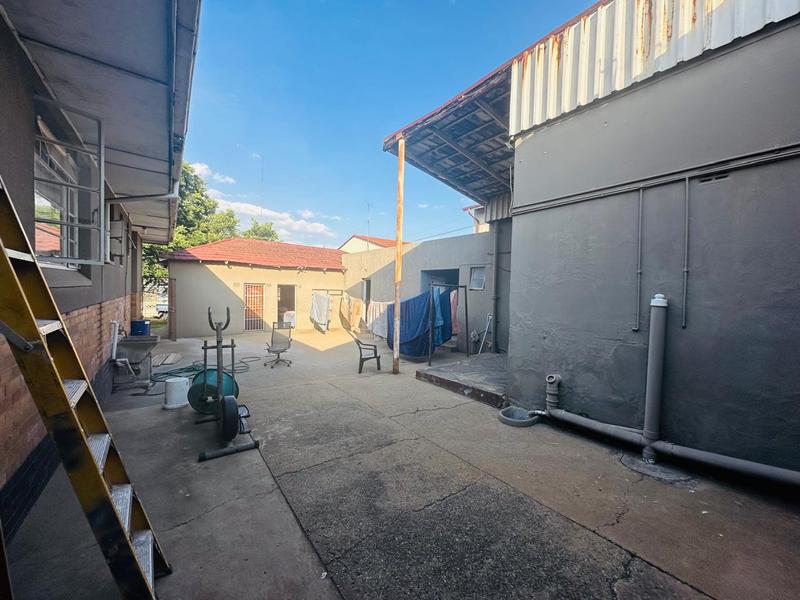 14 Bedroom Property for Sale in Parkhill Gardens Gauteng