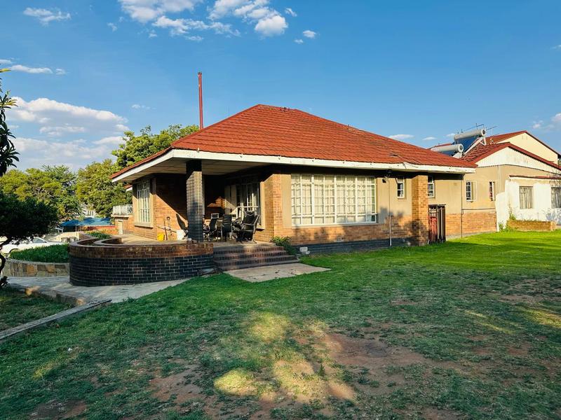 14 Bedroom Property for Sale in Parkhill Gardens Gauteng