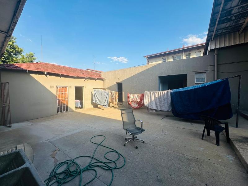 14 Bedroom Property for Sale in Parkhill Gardens Gauteng