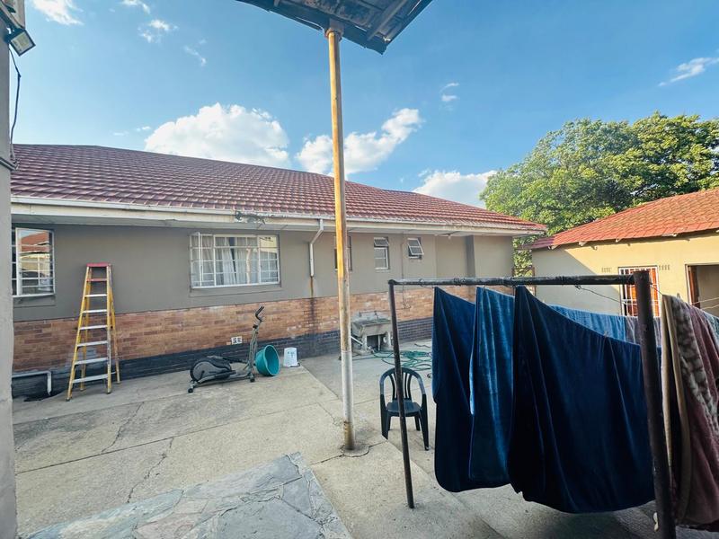 14 Bedroom Property for Sale in Parkhill Gardens Gauteng