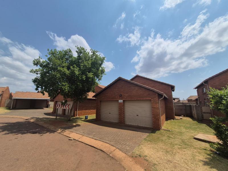 3 Bedroom Property for Sale in Chantelle Gauteng