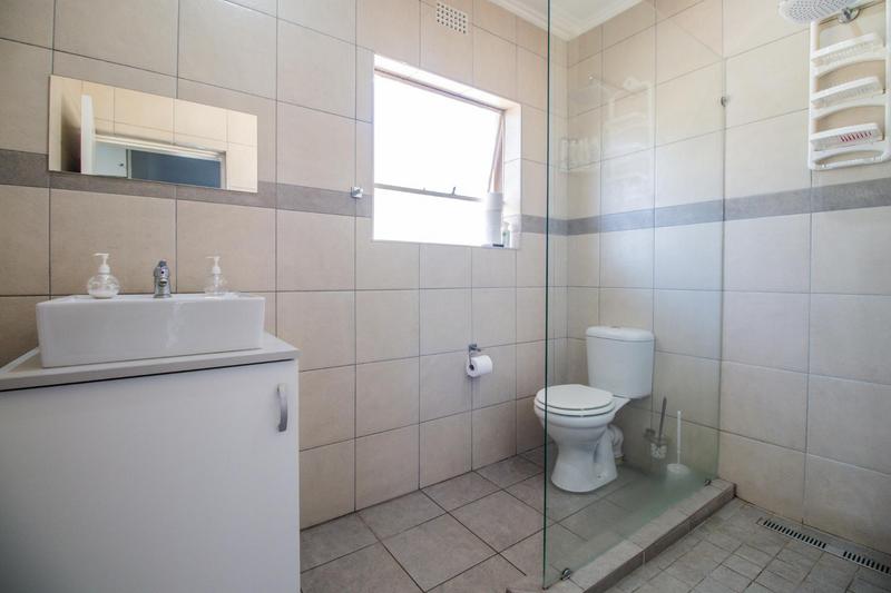 To Let 9 Bedroom Property for Rent in Van Riebeeck Park Gauteng
