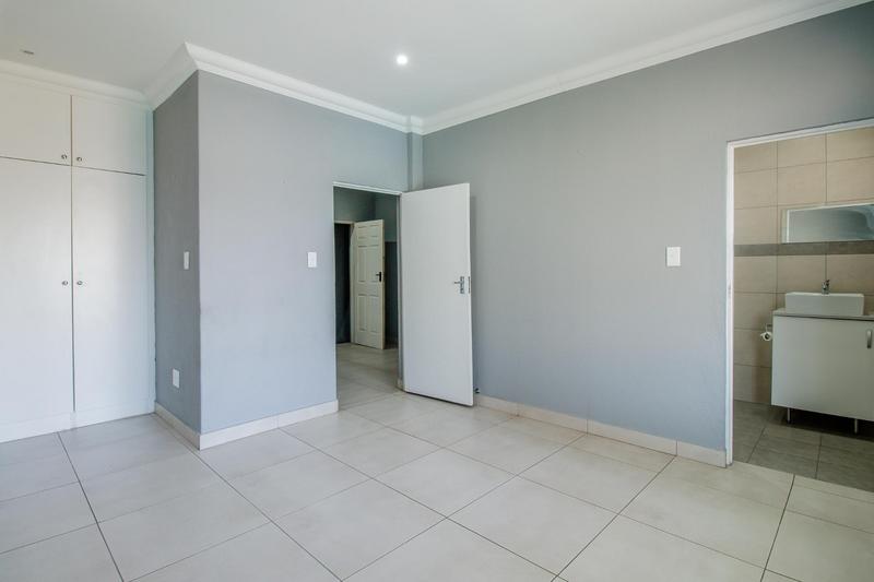To Let 9 Bedroom Property for Rent in Van Riebeeck Park Gauteng
