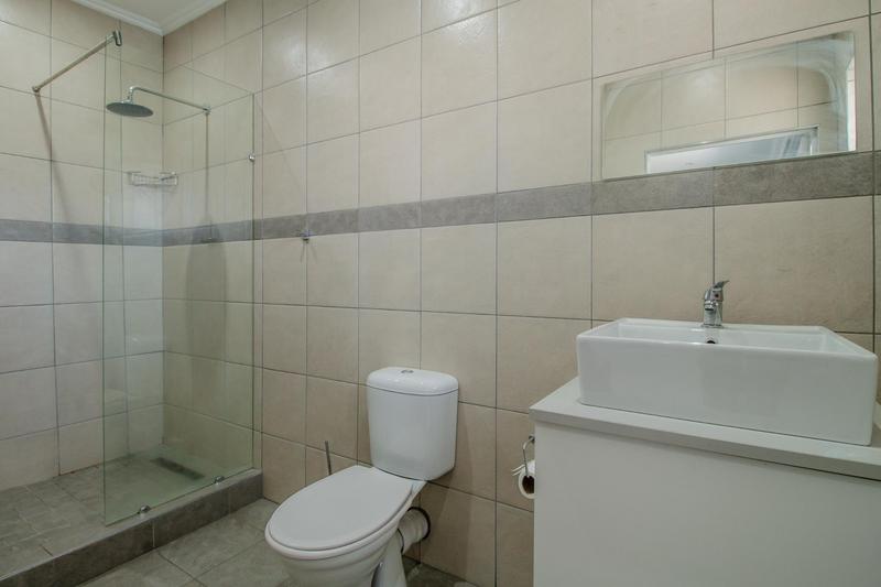 To Let 9 Bedroom Property for Rent in Van Riebeeck Park Gauteng