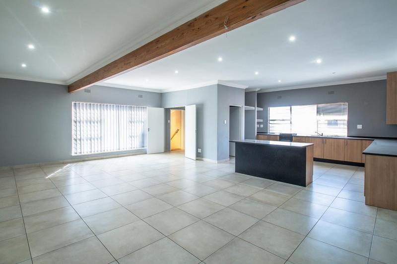 To Let 9 Bedroom Property for Rent in Van Riebeeck Park Gauteng