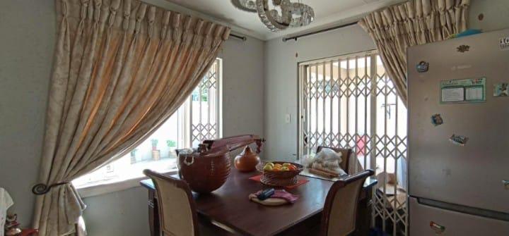 4 Bedroom Property for Sale in Douglasdale Gauteng