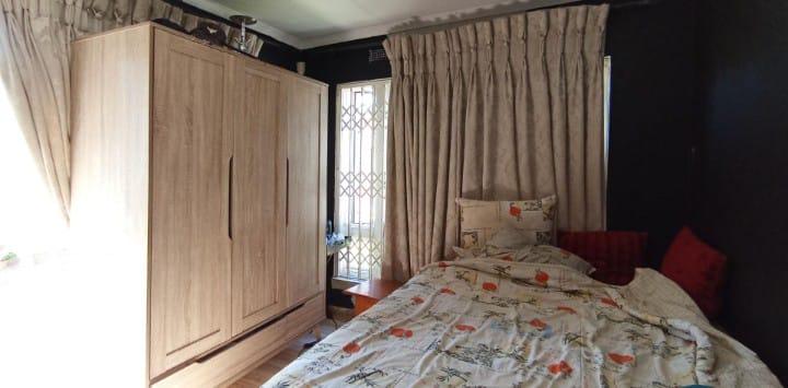 4 Bedroom Property for Sale in Douglasdale Gauteng