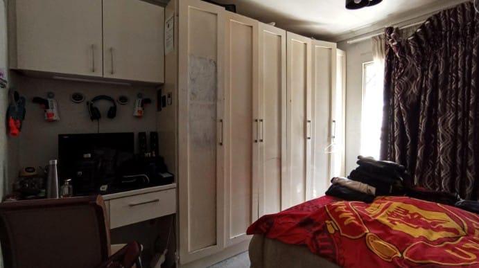 4 Bedroom Property for Sale in Douglasdale Gauteng