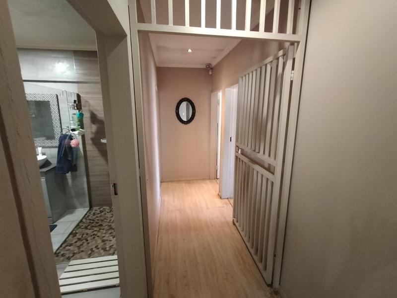 4 Bedroom Property for Sale in Wierda Park Gauteng