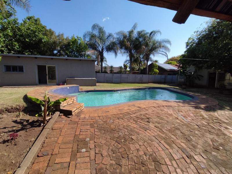 4 Bedroom Property for Sale in Wierda Park Gauteng