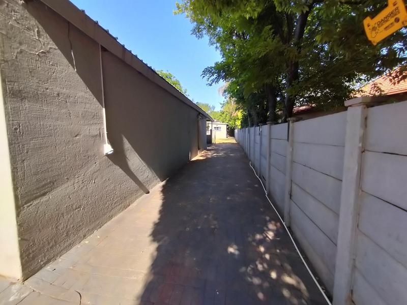 4 Bedroom Property for Sale in Wierda Park Gauteng