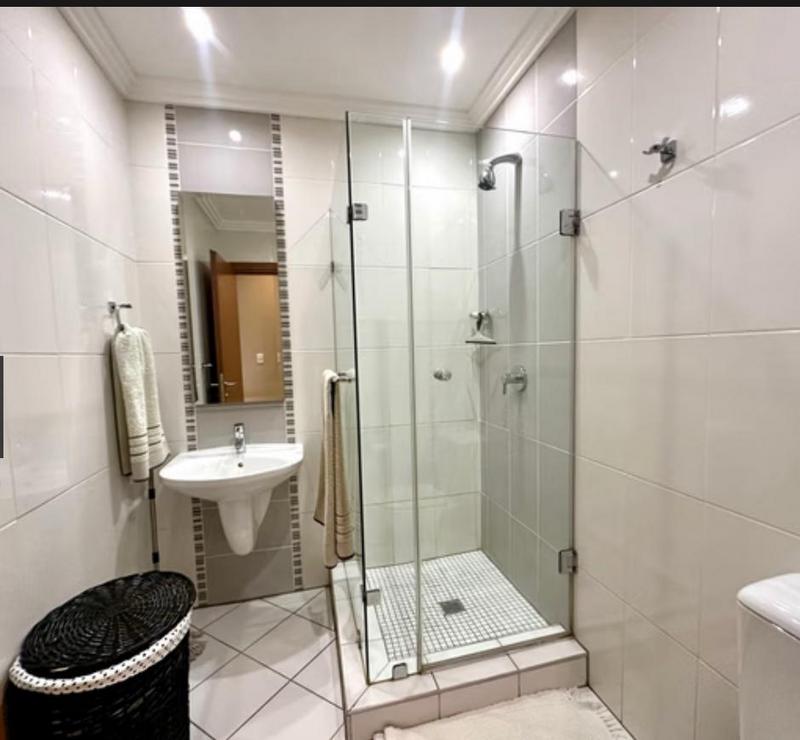To Let 2 Bedroom Property for Rent in Bedford Gardens Gauteng