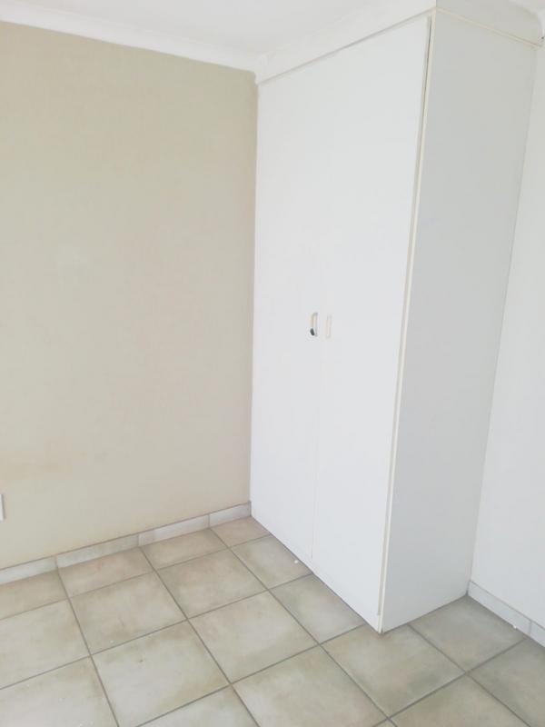 2 Bedroom Property for Sale in Freeway Park Gauteng