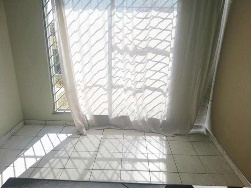 2 Bedroom Property for Sale in Freeway Park Gauteng