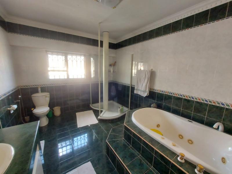 To Let 4 Bedroom Property for Rent in Erasmia Gauteng
