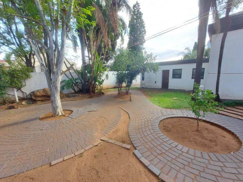 To Let 4 Bedroom Property for Rent in Erasmia Gauteng