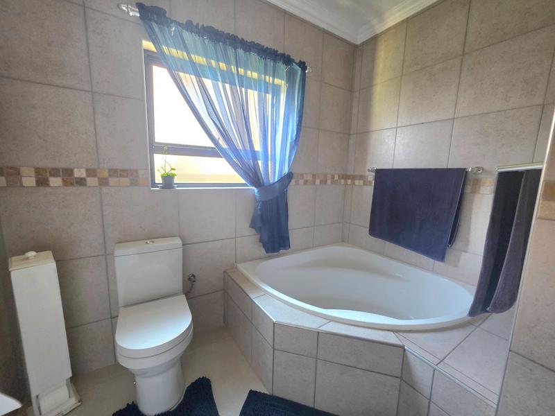 2 Bedroom Property for Sale in Parkrand Gauteng