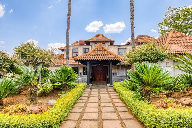 To Let 4 Bedroom Property for Rent in Dainfern Golf Estate Gauteng