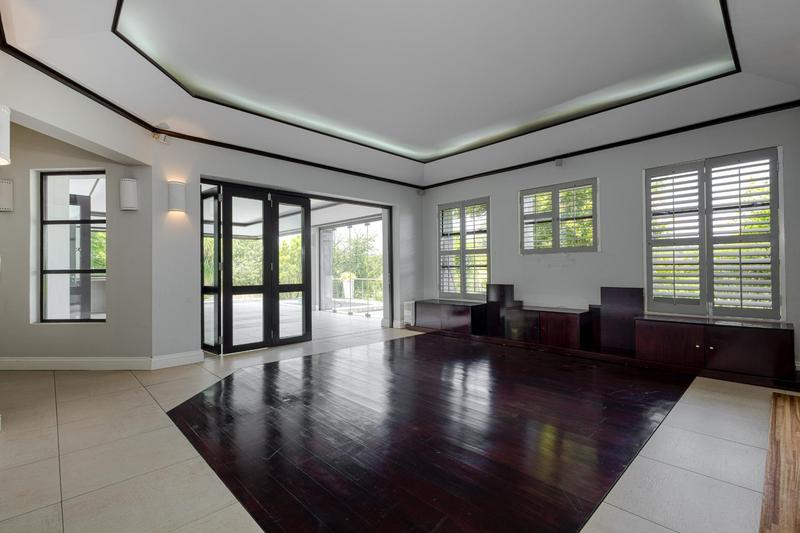 To Let 4 Bedroom Property for Rent in Dainfern Golf Estate Gauteng