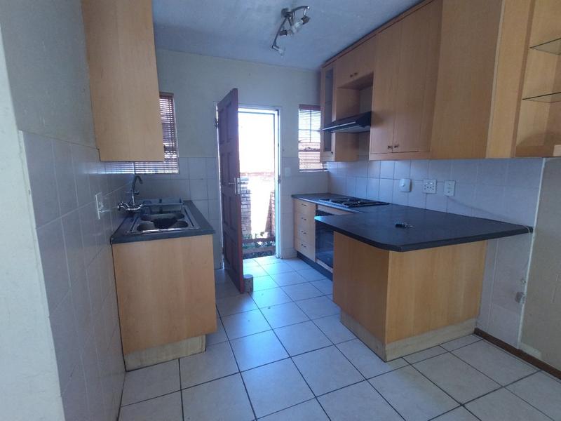 To Let 3 Bedroom Property for Rent in Wilgeheuwel Gauteng