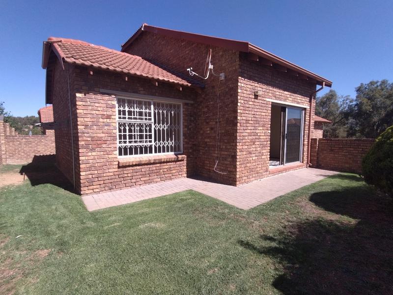 To Let 3 Bedroom Property for Rent in Wilgeheuwel Gauteng