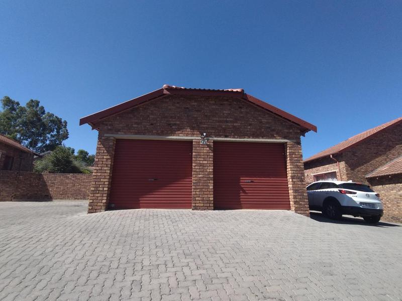 3 Bedroom Property for Sale in Wilgeheuwel Gauteng