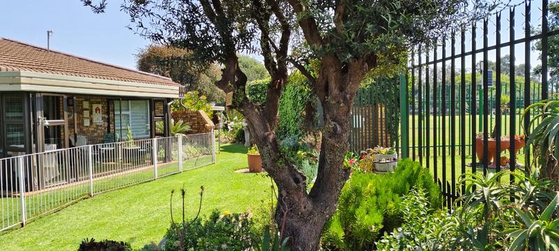 2 Bedroom Property for Sale in Norton Park Gauteng