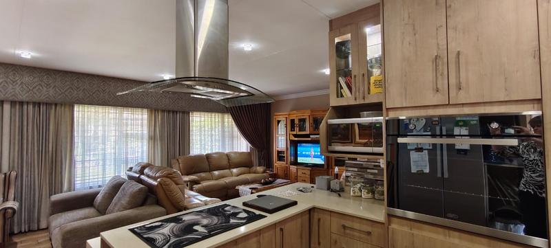 2 Bedroom Property for Sale in Norton Park Gauteng
