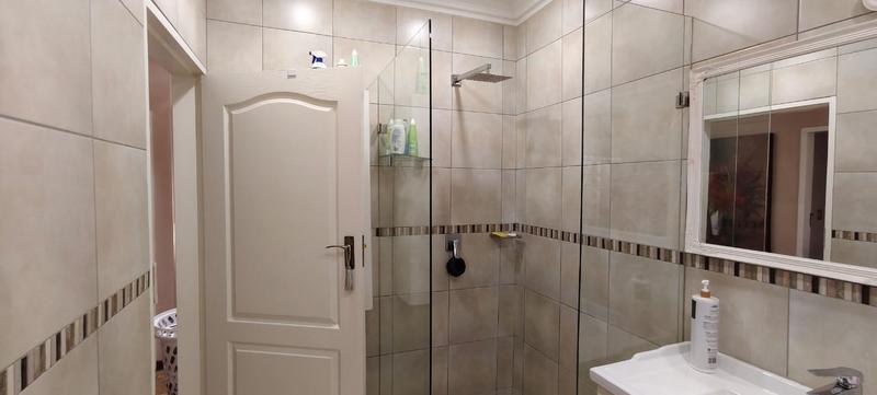 2 Bedroom Property for Sale in Norton Park Gauteng