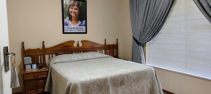 2 Bedroom Property for Sale in Norton Park Gauteng