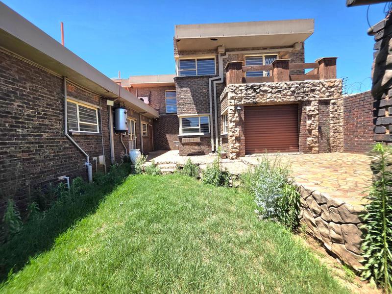 5 Bedroom Property for Sale in Freeway Park Gauteng