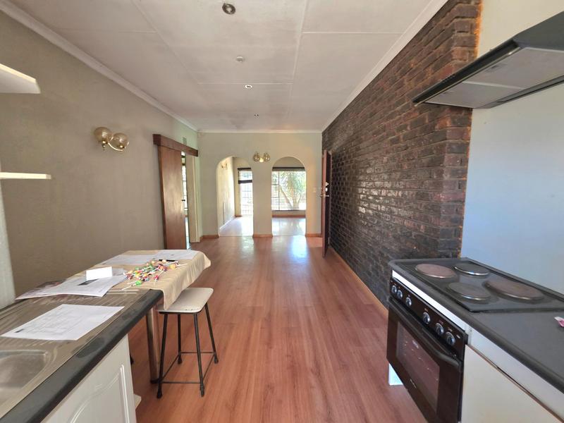 5 Bedroom Property for Sale in Freeway Park Gauteng