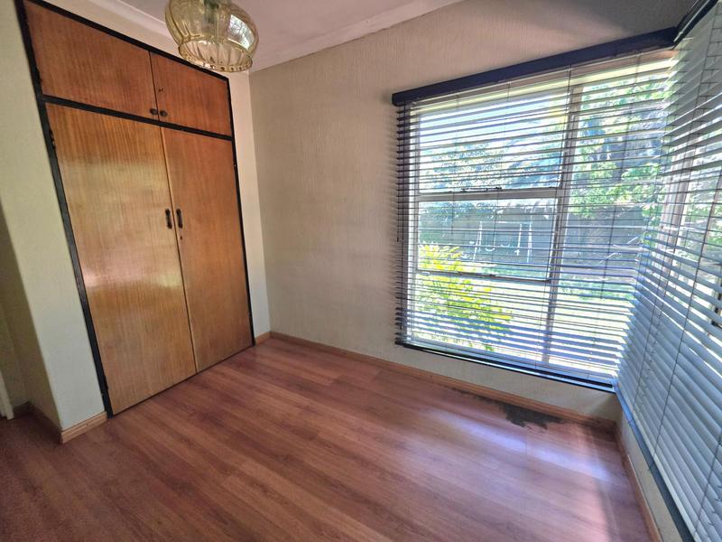 5 Bedroom Property for Sale in Freeway Park Gauteng