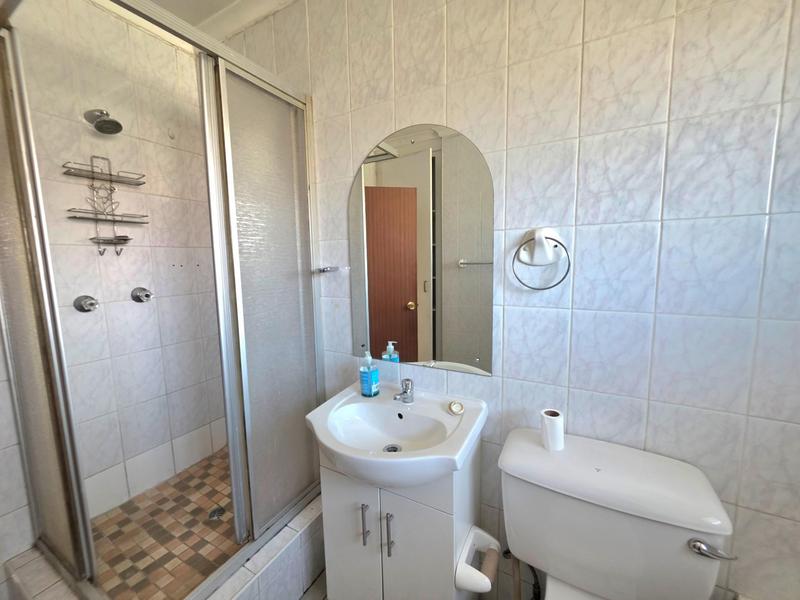 2 Bedroom Property for Sale in Freeway Park Gauteng