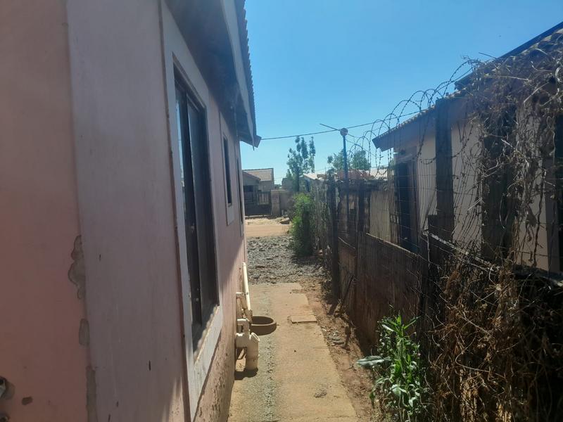 2 Bedroom Property for Sale in Palm Ridge Gauteng