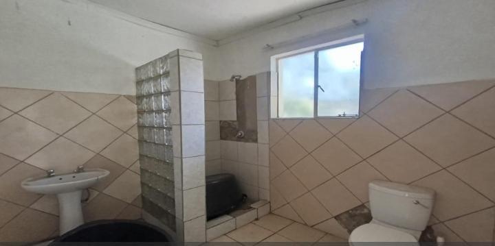 3 Bedroom Property for Sale in Brackendowns Gauteng