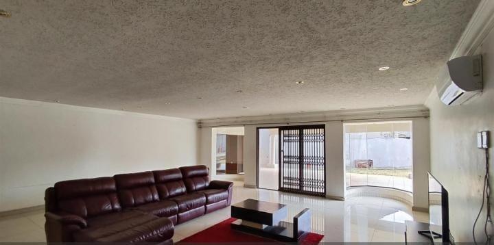 3 Bedroom Property for Sale in Brackendowns Gauteng