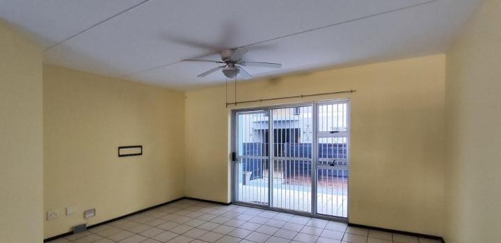 2 Bedroom Property for Sale in Bardene Gauteng