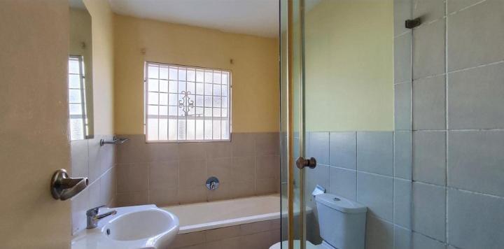 2 Bedroom Property for Sale in Bardene Gauteng