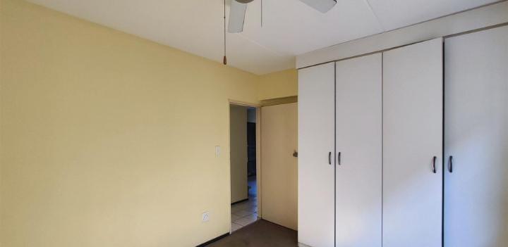 2 Bedroom Property for Sale in Bardene Gauteng