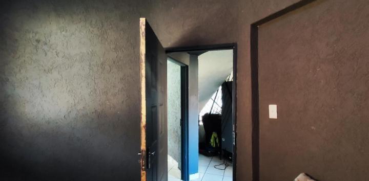 2 Bedroom Property for Sale in Dawn Park Gauteng