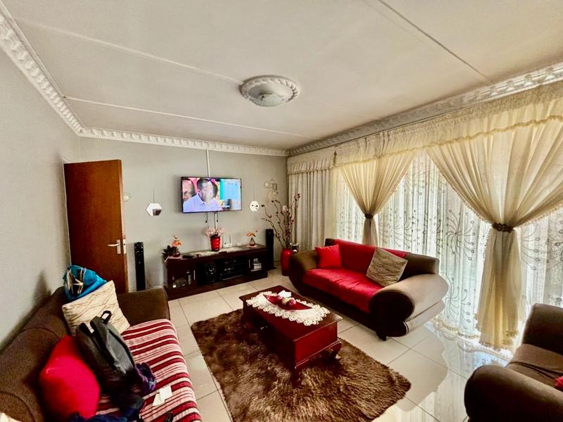 3 Bedroom Property for Sale in Vanderbijlpark CW Gauteng